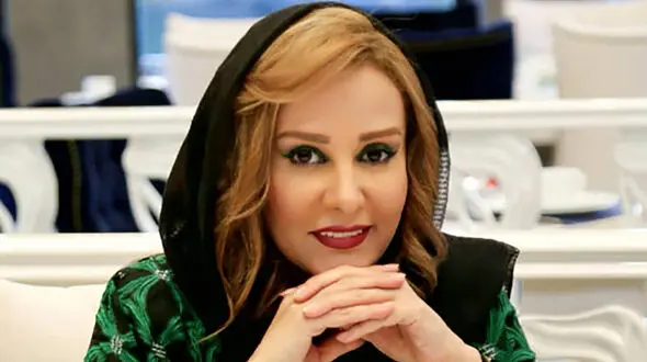 شیوا خسرومهر با حوله حمام + عکس بی معنا