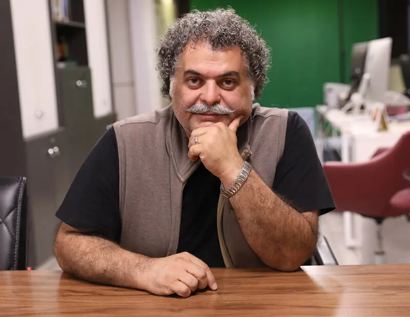 فرهاد بشارتی 