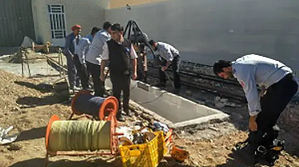 نجات جوان افغان از چاه در مهریز