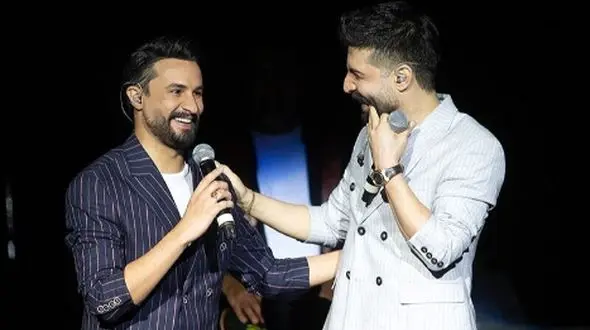 فیلم آوازخوانی باشکوه مصطفی راغب و حمید هیراد/ دل من بنده به تار موی دلبند تو…