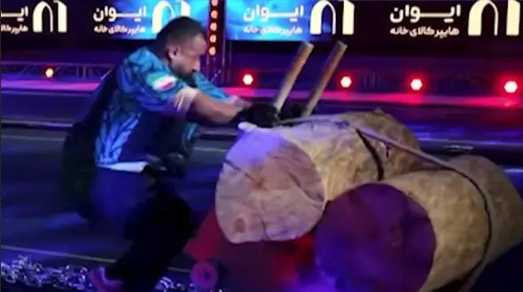 حادثه برای قوی ترین مرد ایران در مسابقه مردان آهنین + فیلم