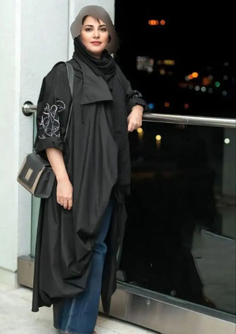طناز طباطبایی