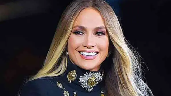 لباس حسرت برانگیز جنیفر لوپز  /  عروس دریایی شد ! + عکس ها