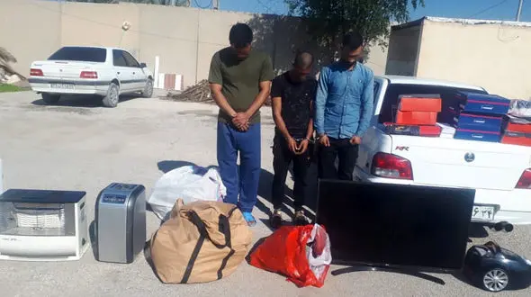 دستگیری سارقان مغازه و خانه های آبادانی ها 