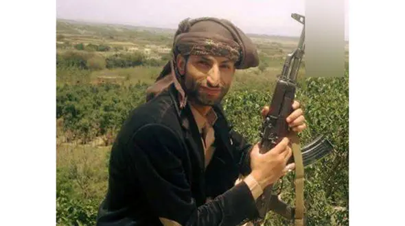 خواننده‌ محبوبی که آرزو کرد بعد از شهادت پیکرش در بیابان‌ رها شود+ تصاویر