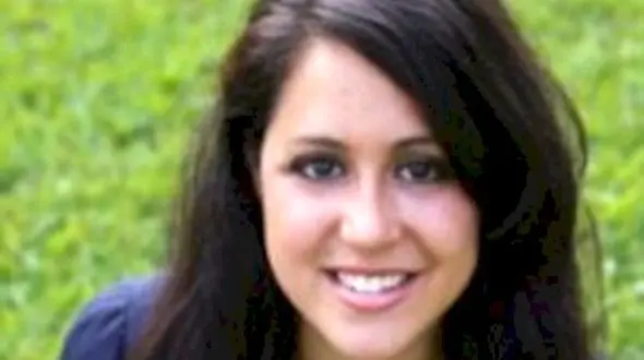 دردسر دختر شرور در آرزوی کشتن ترامپ +عکس