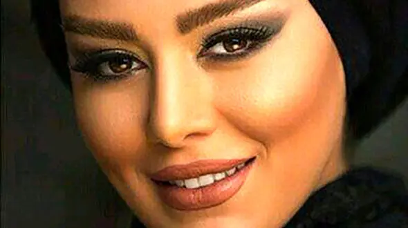 چند عکس از سکانس های که سحر قریشی بازی کرده است