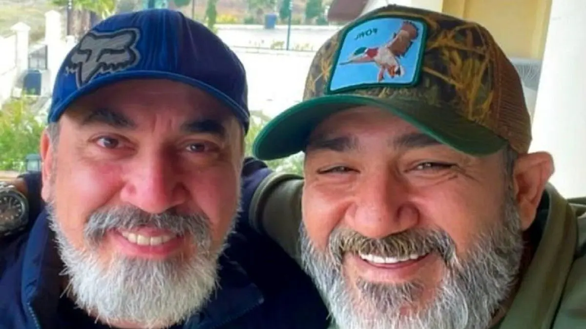 توهین وقیحانه مسابقه‌ی سیامک انصاری و مهران غفوریان به فرهنگ و تاریخ کشور/ نمادهای ایران باستان به سیبل سنگ‌پراکنی بازمانده بدل شدند!