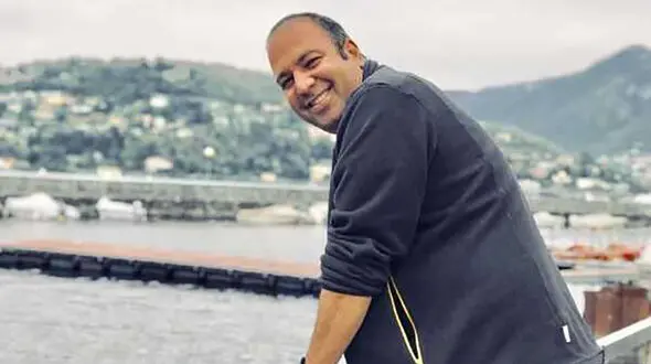 تصویر غم انگیز علی اوجی با برادر مرحومش