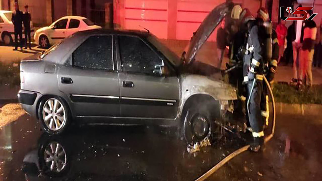 یک خودرو در رشت در شعله های آتش سوخت