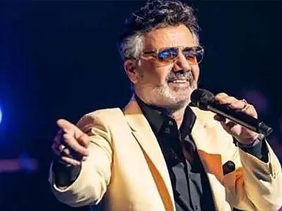 دانلود آهنگ با تو به هرچه که باید در دل و جان می رسیدم از معین  / صدای بهشتی اش را بشنوید