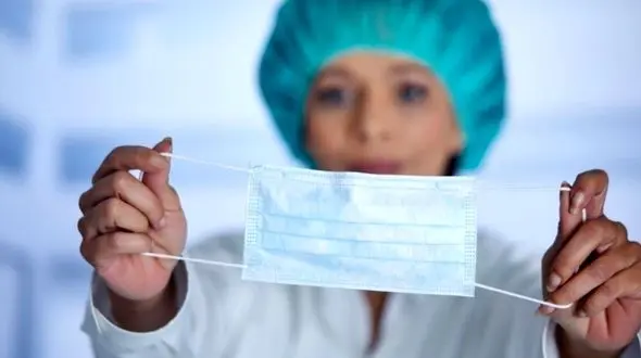 2 ماسک بزنید تا کرونا نگیرید