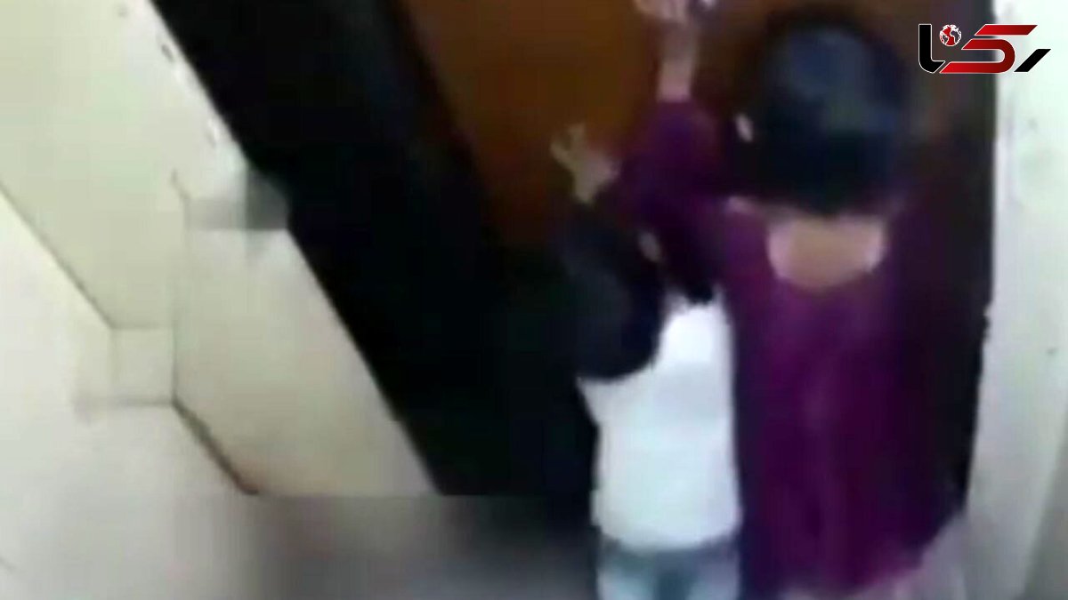 صحنه دلخراش له شدن یک پسر بچه در آسانسور + فیلم 16+