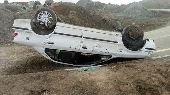واژگونی سمند منجر به مرگ یک نفر شد