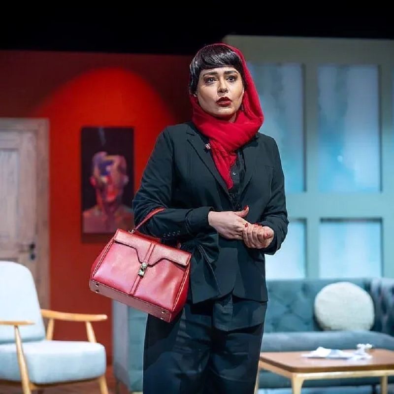 ظاهر متفاوت سانیا سالاری در نمایش جدیدش 2