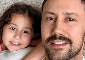 فیلم/ شاهرخ استخری: افتخار میکنم که بازیگری رو کنار گذاشتم و بلاگر شدم/ من که بازیگر فیلم های اصغر فرهادی نبودم