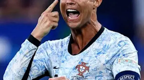 از سر به زانو بردن هوادار گرجستان جلوی آقای یورو تا سرویس دیدنیه سامورایی ها