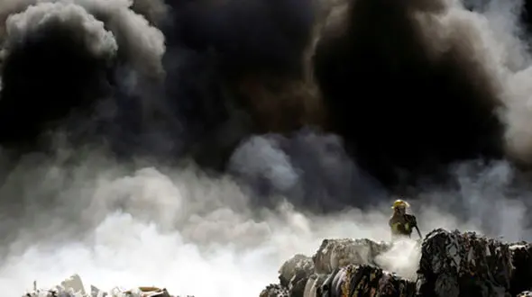 آتش سوزی گسترده در ایستگاه قطار در شهر «جده» عربستان