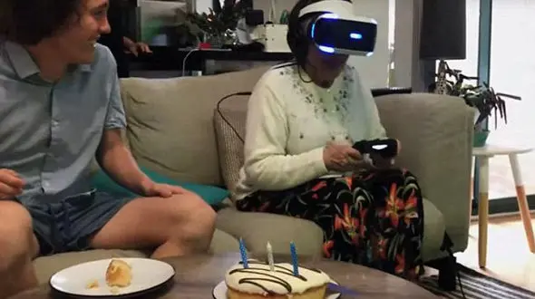 هفت تیر کشی مادربزرگ پس از بازی خشن رایانه ای+ فیلم و تصاویر