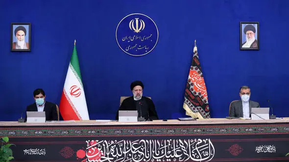 گروه‌های جهادی و بسیج مردمی بار بزرگی از دوش دولت و دولتمردان بردارند