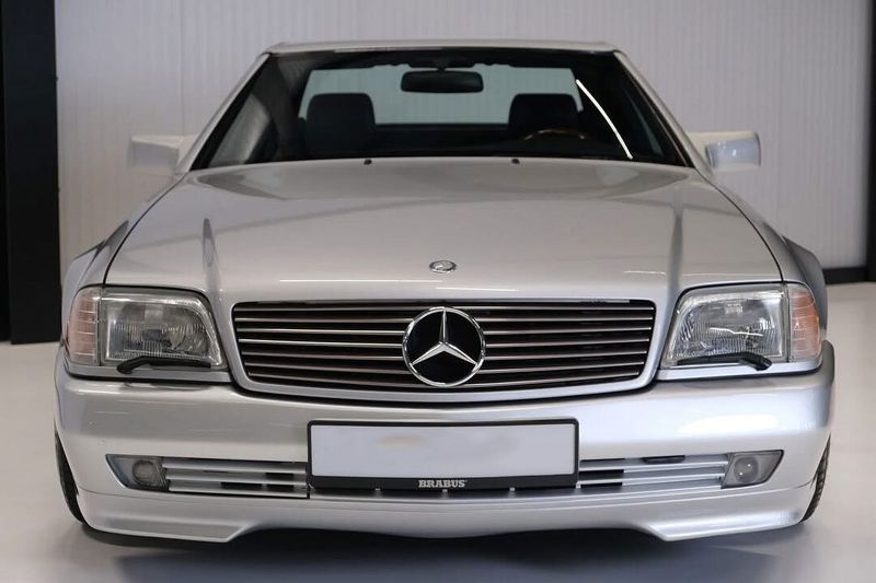 مرسدس بنز ۶۰۰ SL 6.9 BRABUS رودستر R129؛ افسانه ای نادر از دهه ۹۰