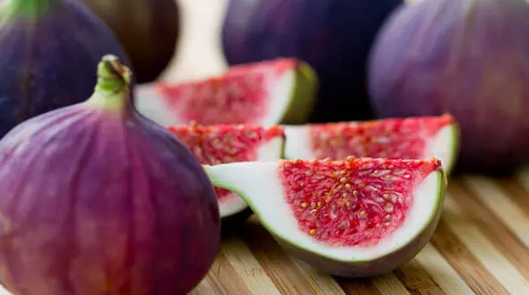 سرطان را با خوردن این میوه نابود کنید