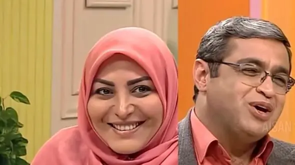 فیلم /پیام دخترعاشق پیشه به المیرا شریفی مقدم: یکساله عاشق یکی تو هیئت شدم، فقط آیدی اینستاگرامشو دارم ... چیکار کنم .../سعید عزیزی: دعا بگیر .. / آسمون که سوراخ نشده یکی بیوفته پایین ...