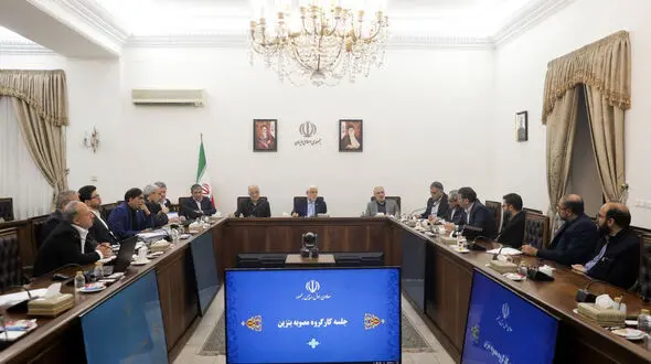 واردات صفر بنزین جزء راهبردها و اقدامات اصلی دولت چهاردهم است/ عواید حاصله از مصوبه بنزین در قالب کالابرگ به صورت منظم به مردم ارائه می‌شود