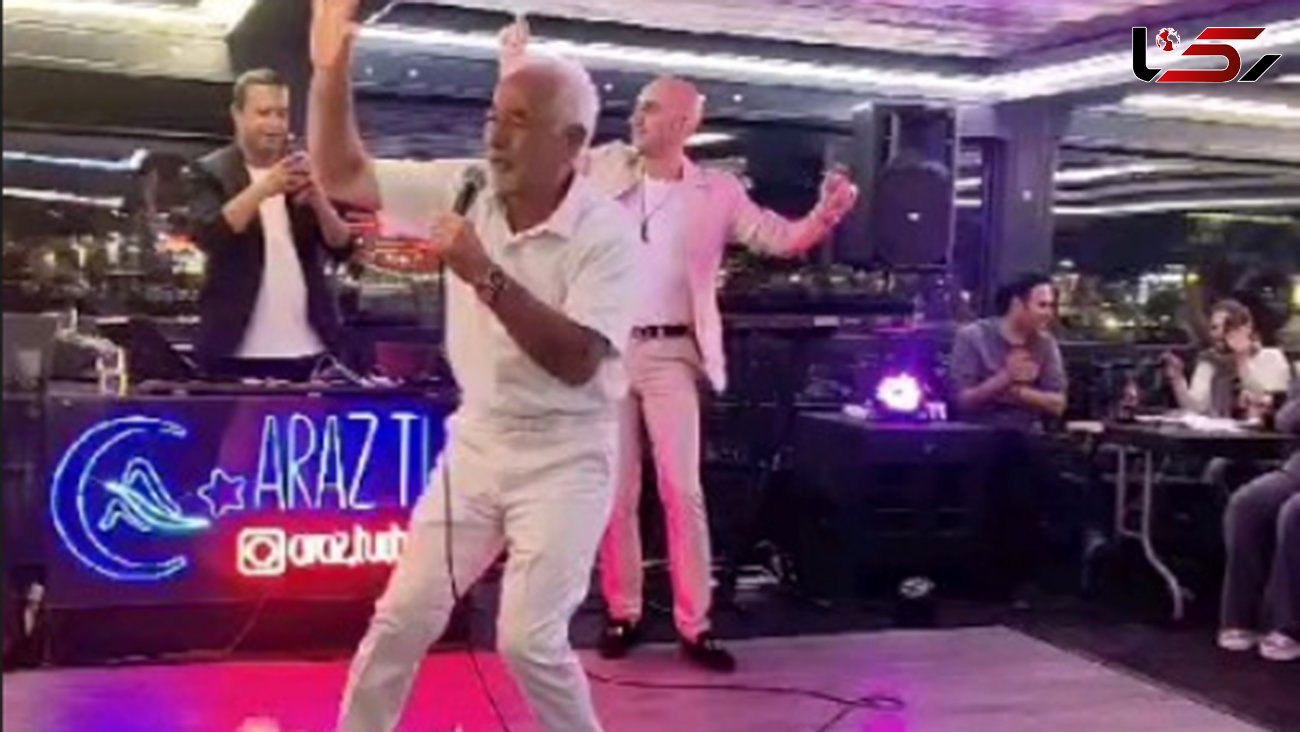 فیلم صادق بوقی در کشتی پارتی  استانبول ترکیه ! /  آوازخوانی رقصانش را ببینید