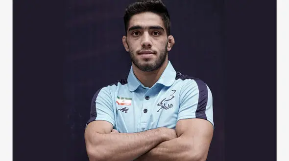 پدیده کشتی ایران عموزاد را شکست داد + فیلم مسابقه علی اکبر فضلی و محمدعلی عموزاد