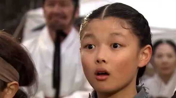 تصاویری از زیبایی خارق العاده کیم یو جونگ بازیگر کودکی دونگی در مراسم معرفی سریال جدیدش