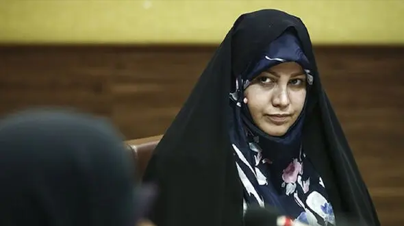 جاری شدن فاضلاب در منطقه ۱۹ تهران / عضو شورای شهر گلایه کرد!