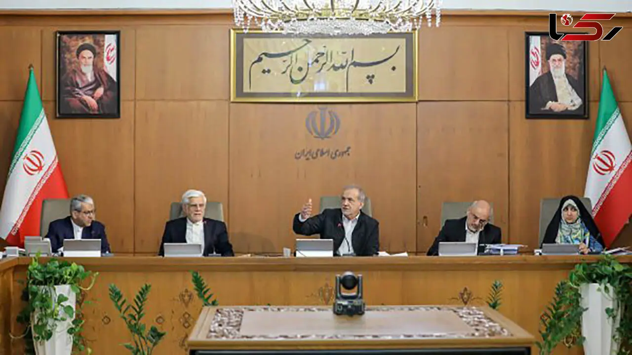  تشکیل کمیته سه نفره برای بررسی و جمع‌بندی موضوع افزایش اختیارات استانداران استان‌های مرزی