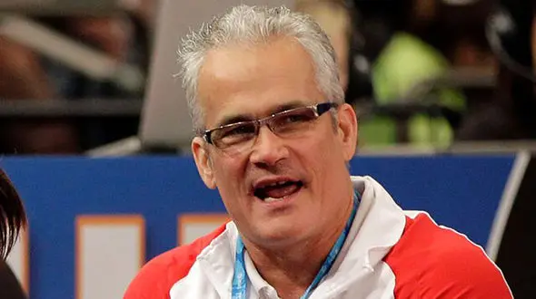 رسوایی در ژیمناستیک / خودکشی مربی مرد تیم زنان + عکس