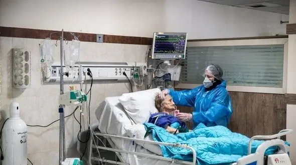 قراردادهای 89 روزه با پرستاران بدون مزایا / تشویق 20 هزارتومانی پرستاران بخش کرونا