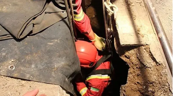 مرگ تلخ 2 کارگر در کانال فاضلاب / حادثه در تبریز