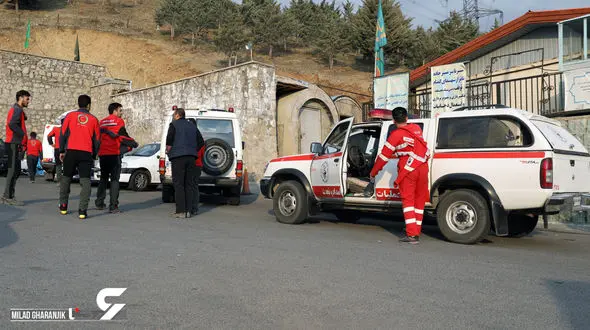 نیروهای هلال احمر دیر به محل وقوع بهمن نرسیدند/ کمپ امدادگران آتش نشانی نزدیک منطقه بود