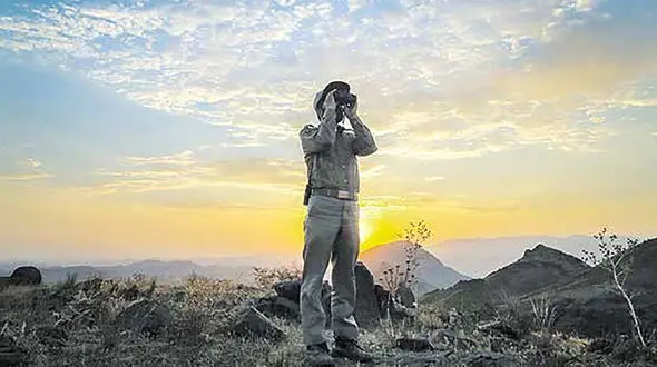 شکارچیان غیرمجاز با تبر به محیط بان پارک ملی نکا حمله ور شدند!