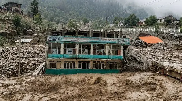 29 نفر کشته در سیل مرگبار در افغانستان/ 129 تن مجروح شدند