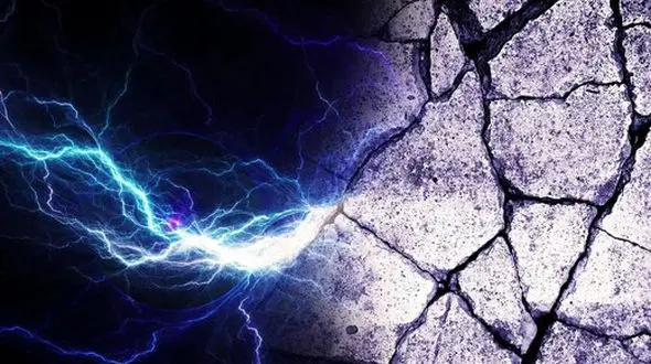 رعد و برق مرگبار بر سر 2 ایلامی