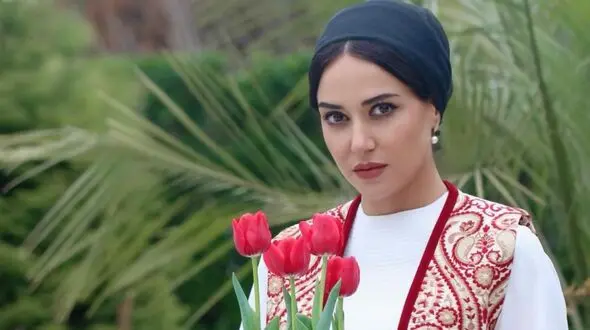 عکس ها / حضور باشکوه خانم بازیگران ایرانی در مراسم مت گالا با استایل تم ایرانی/ از پریناز ایزدیار و  رویا میرعلمی تا متین ستوده و مریم مومن و ....