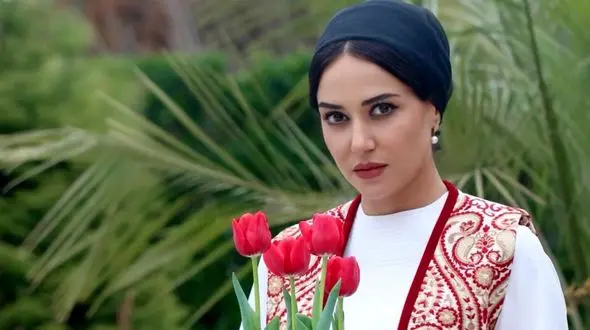 عکس ها / حضور باشکوه خانم بازیگران ایرانی در مراسم مت گالا با استایل تم ایرانی/ از پریناز ایزدیار و  رویا میرعلمی تا متین ستوده و مریم مومن و ....