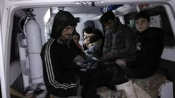 نجات جان 8 گرفتار در سیلاب قوچان