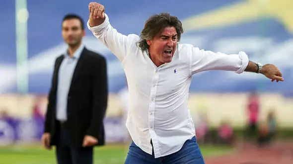 ساپینتو هنوز در فوتبال ایران محروم است