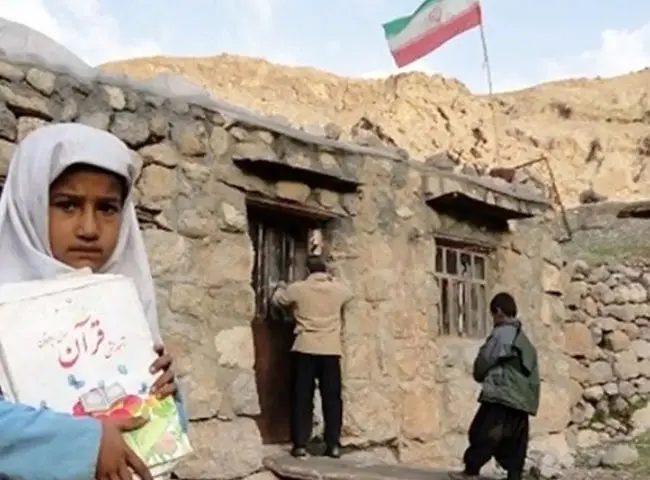 وضعیت بحرانی محرومیت در خواف از کمبود کلاس درس تا خدمات پزشکی / سود معادن باید صرف آبادانی منطقه شود