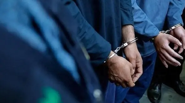 بازداشت 3 مرد که در حال کندن زمین به دنبال گنج بودند / در قوچان رخ داد