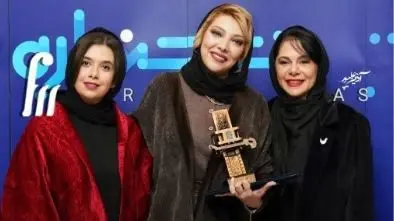 نگاهی به تیپ و استایل درخشان خانم بازیگران در مراسم سینمایی / از استایل ساده ریما رامین فر و تیپ ویکتوریایی روشنک گرامی تا نفس بازغی در پالت رنگ آلبالویی-مشکی ...