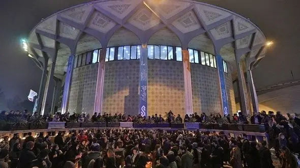 واکنش دو بازیگر معروف به تعطبلی تئاتر برای همدردی با زلزله زدگان 