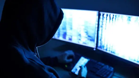 باجگیری فوتبالیست سابق فوتبال از مدیر یک باشگاه / هکر نخبه در تهران اعتراف کرد