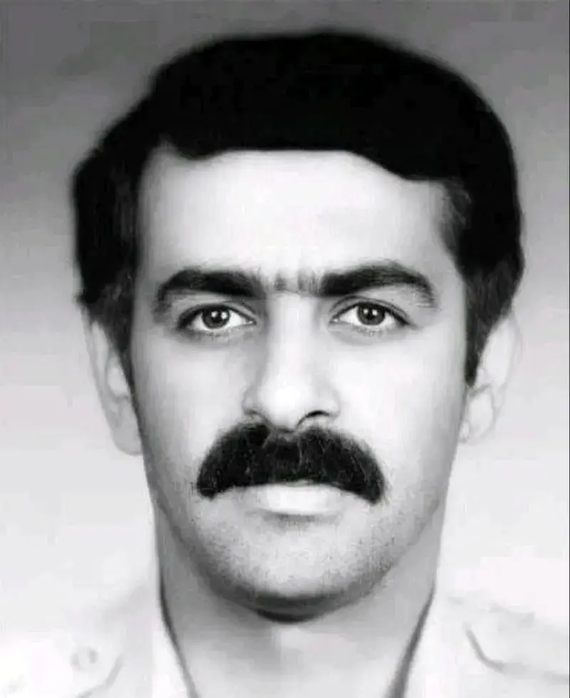 عباس زریباف ( زریبافان) که در جریان عملیات مرصاد همراه با منافقین کشته شد - - دانشجویان پیرو خط امام در جریان اشغال سفارت آمریکا در 13 آبان 1358